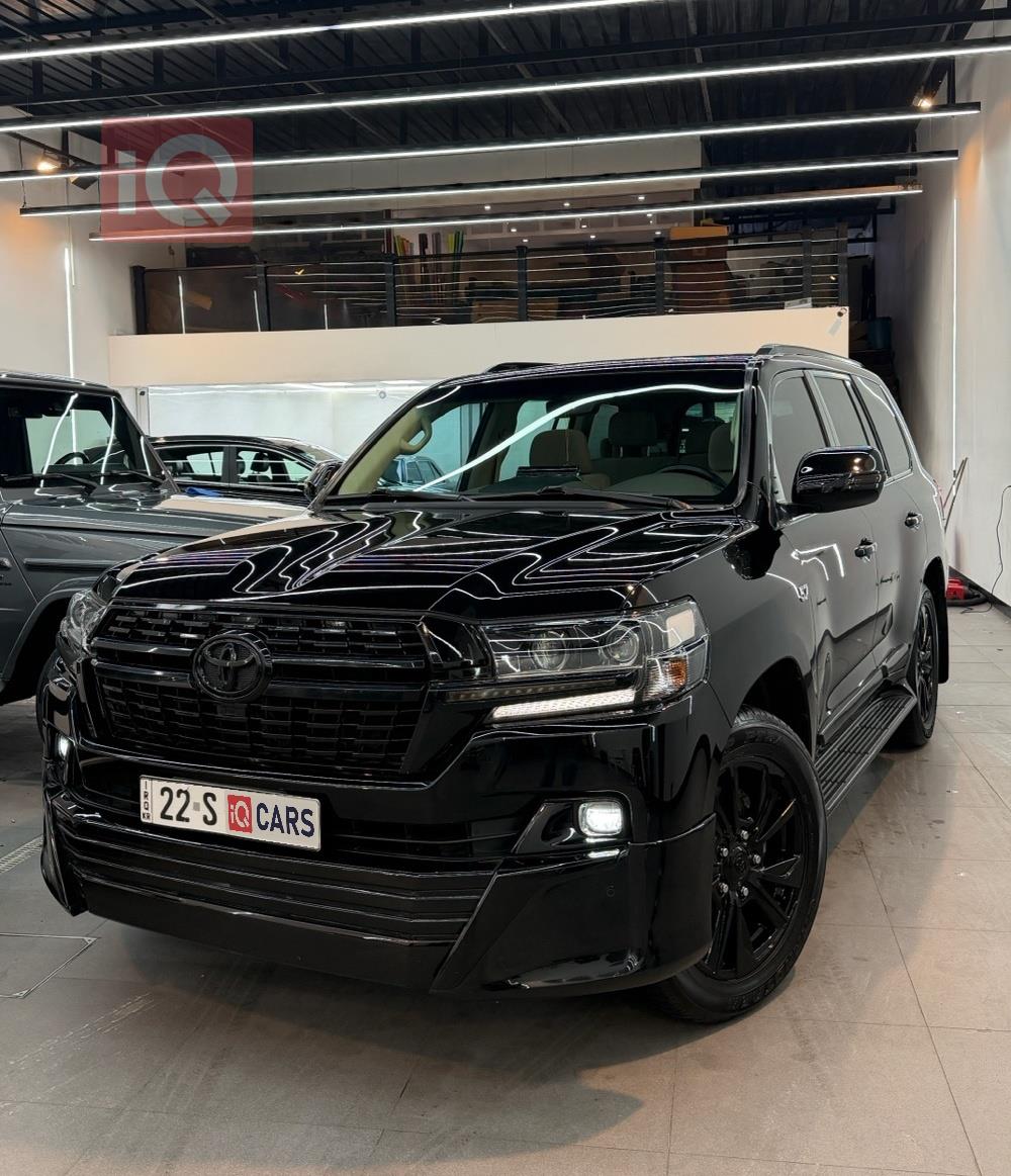 تويوتا لاندكروزر